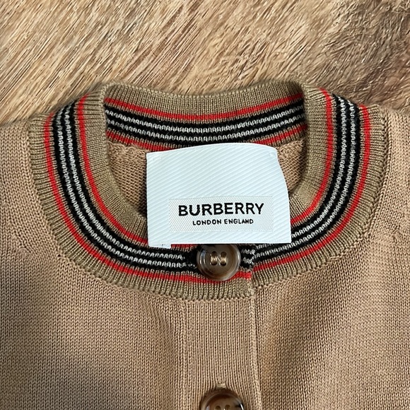 Burberry baby cardigan - Picture 3 of 12